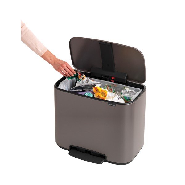 Iš plieno šiukšliadėžė pilkos spalvos su pedalu 36 l Bo – Brabantia-image-1