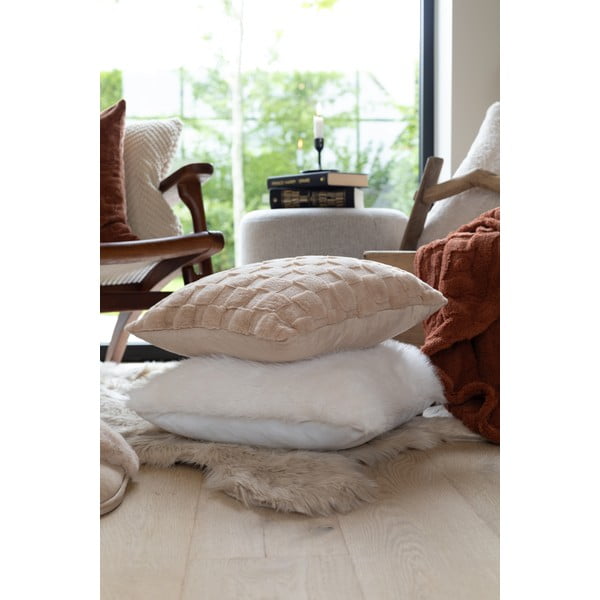 Iš mikropliušo dekoratyvinė pagalvėlė 45x45 cm Rava – Tiseco Home Studio-image-2