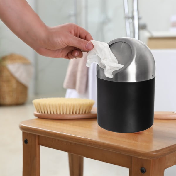 Juodos spalvos iš nerūdijančio plieno šiukšliadėžė 1,2 l BLACK – Orion-image-1