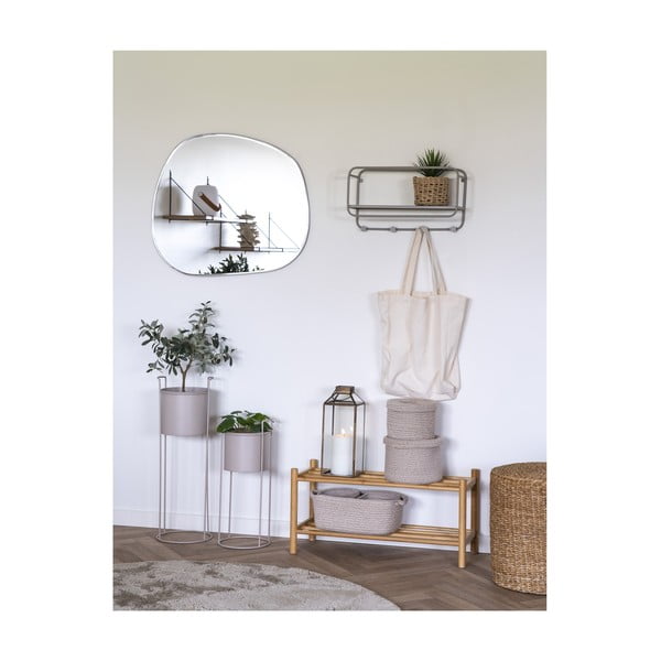 Iš metalo sieninė lentyna šviesiai pilkos spalvos su lentyna Feira – House Nordic-image-1