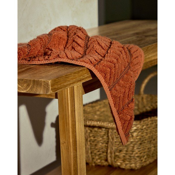 Terakotos spalvos iš frote audinio iš medvilnės rankšluostis 50x90 cm Rune – Kave Home-image-4