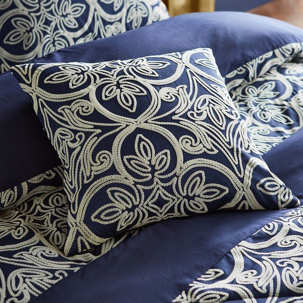 Dekoratyvinė pagalvėlė 45x45 cm Flock Trellis – Catherine Lansfield-image-1