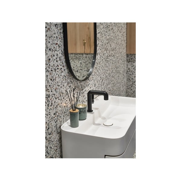 Aromatinė žvakė degimo laikas 30 h Iris Coconut Mango – Villa Collection-image-1