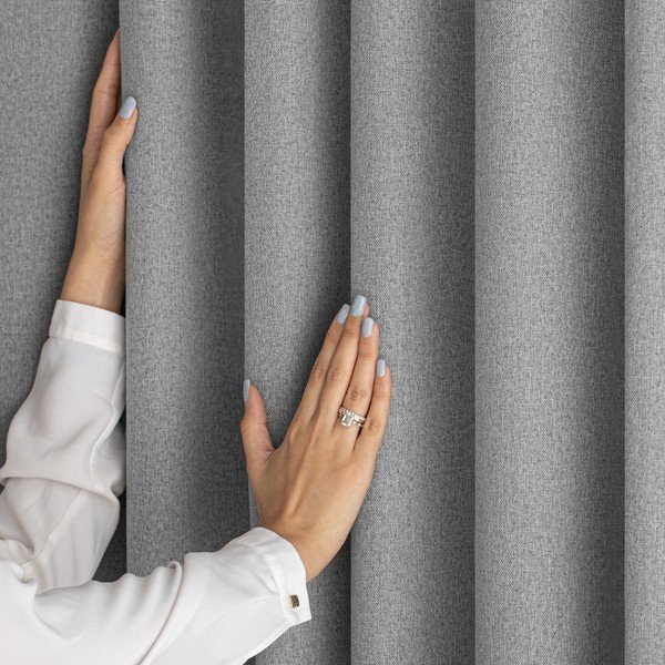 Pilkos spalvos visiškai užtemdo užuolaida 140x250 cm Corita – Restilo-image-3