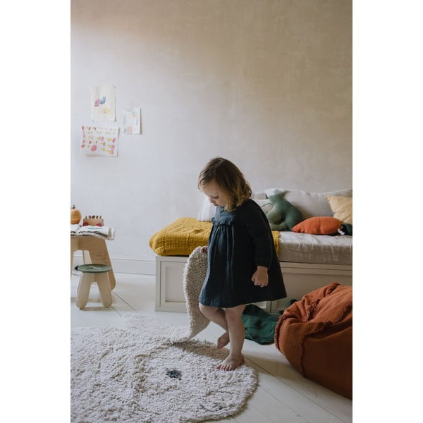 Skalbiamas/rankų darbo iš medvilnės vaikiškas kilimas šviesiai pilkos spalvos 130x135 cm Bunny – Lorena Canals-image-4