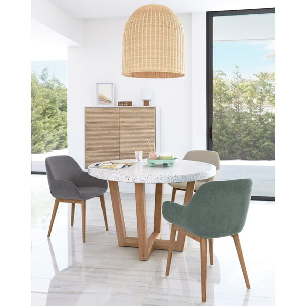 Žalios spalvos iš audinio valgomojo kėdė su porankiais Konna – Kave Home-image-1