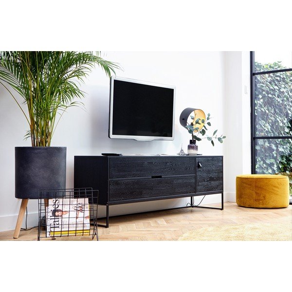 Juodos spalvos iš uosio masyvo TV spintelė 180x61x44 cm Silas – WOOOD-image-1