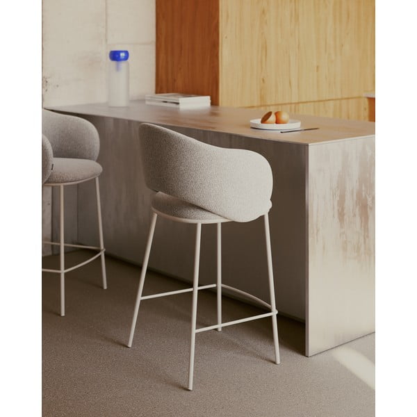 Kreminės spalvos baro taburetė (sėdynės aukštis 65 cm) Maina – Kave Home-image-1