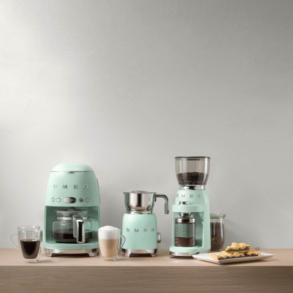 Kavos ruošimo rinkinys su piltuvu šviesiai žalios spalvos Retro Style – SMEG-image-1