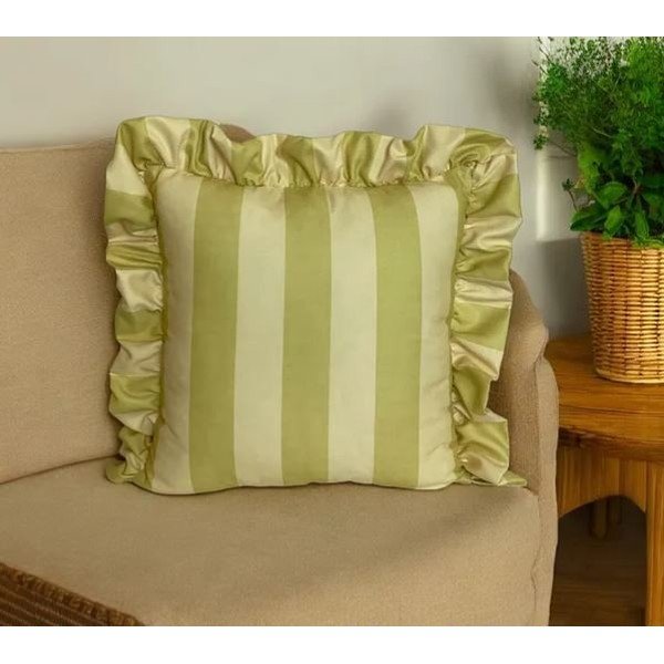 Dekoratyvinis pagalvės užvalkalas 45x45 cm Ruffled – Mila Home-image-3
