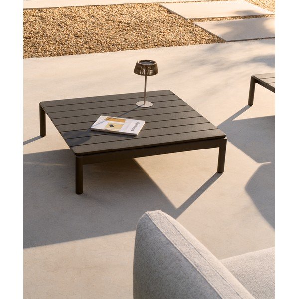 Iš metalo sodo kavos staliukas 89x91 cm Sorells – Kave Home-image-1