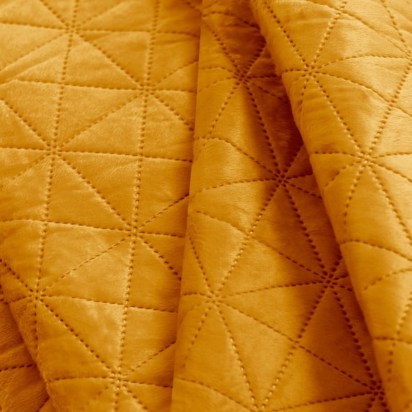 Dygsniuota lovatiesė iš velveto geltonos spalvos 170x210 cm Laila – AmeliaHome-image-3