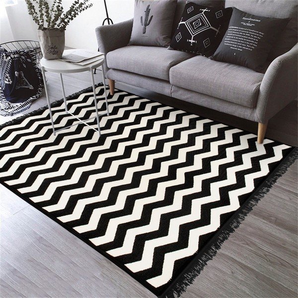 Juodai baltas dvipusis kilimas "Zig Zag", 140 x 215 cm-image-4