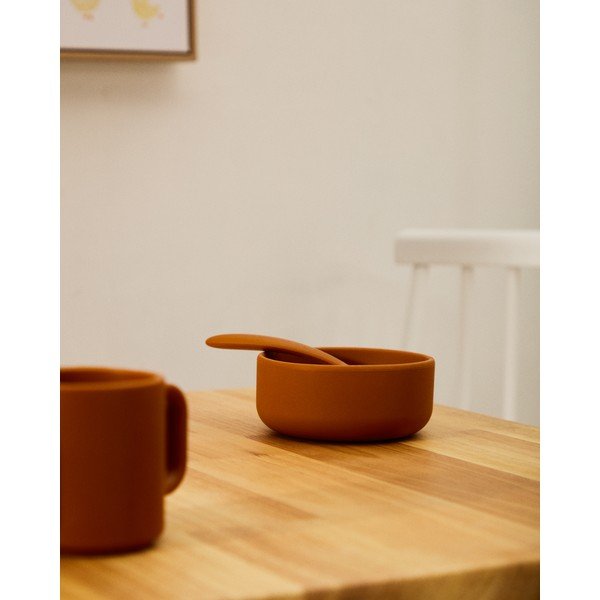 Silikoniniai vaikiški valgomojo rinkiniai 2 vnt. Lili – Kave Home-image-1