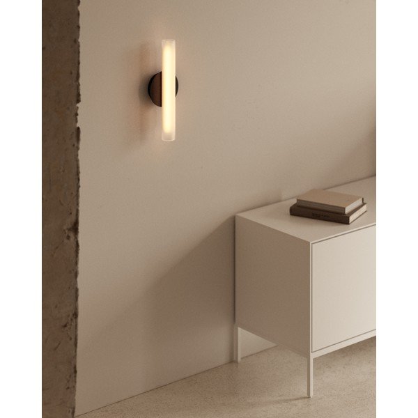 Juodos ir baltos spalvos sieninė lempa LED Vauxall – Kave Home-image-1