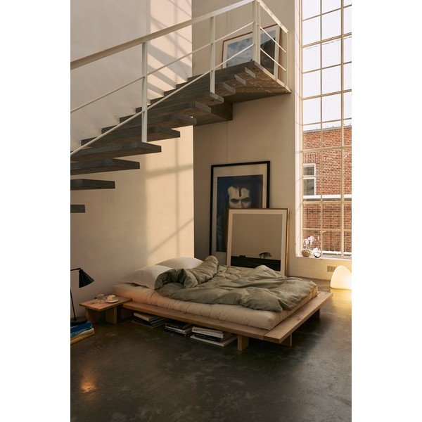 Rudos spalvos iš pušies masyvo naktinis staliukas Japan – Karup Design-image-4