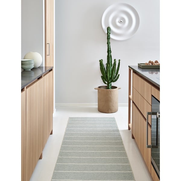 Šviesiai žalios spalvos lauko kilimas 70x270 cm Carl Sage – Pappelina-image-1