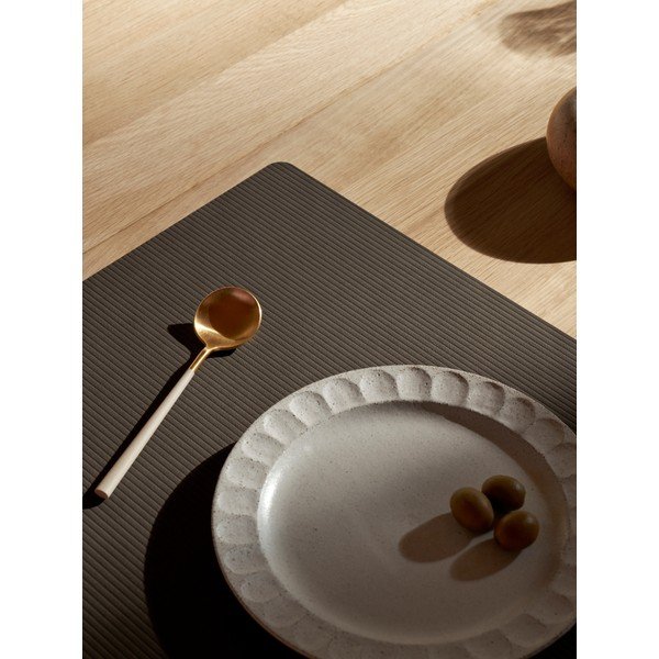 Iš eko odos padėkliukas 35x45 cm Square L Corduroy – LIND DNA-image-1