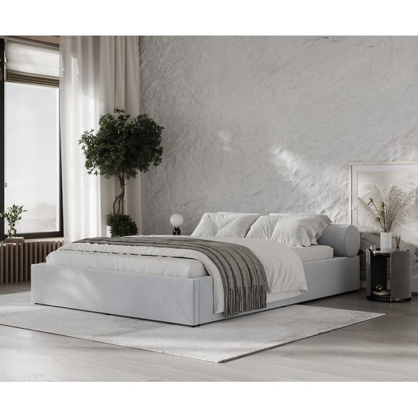 Šviesiai pilkos spalvos dvigulė lova audiniu dengta su sandėliavimo vieta su lovos grotelėmis 200x200 cm Solvo – Maison de Rêve-image-1