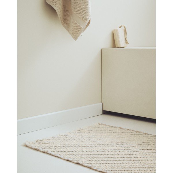 Smėlio spalvos vonios kilimėlis 50x70 cm Janu – Kave Home-image-1