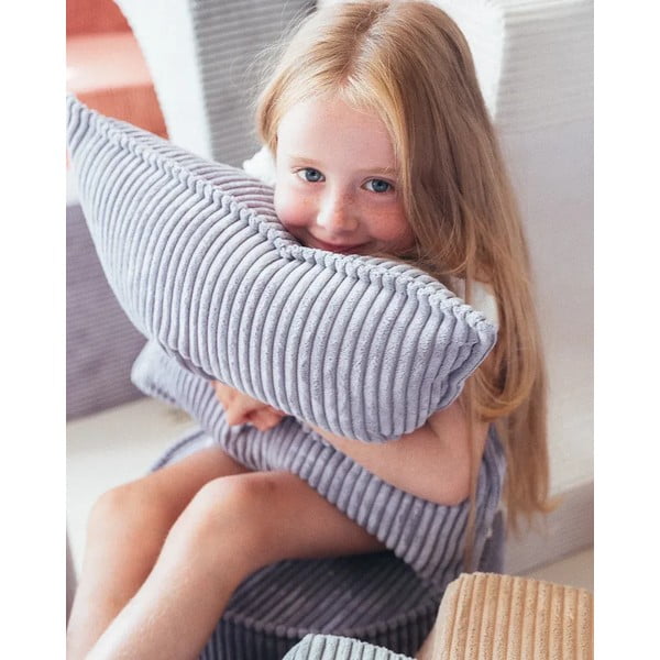 Mėlynos spalvos iš kordinio velveto vaikiška sofos pagalvėlė Bolster – Wigiwama-image-2