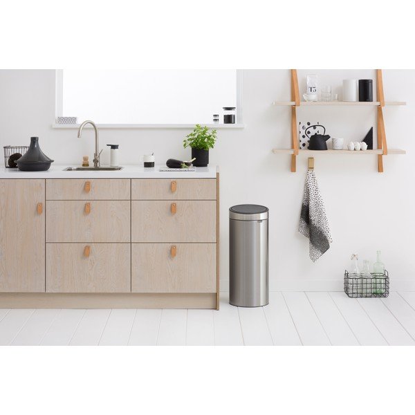 Iš plieno galima atidaryti palietus šiukšliadėžė matinės sidabrinės spalvos 30 l Touch Bin – Brabantia-image-1