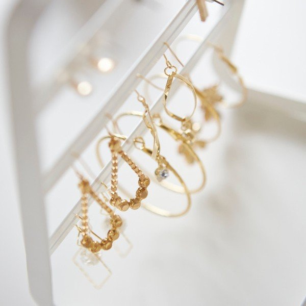 Baltas juvelyrinių dirbinių stovas YAMAZAKI Tower-image-4