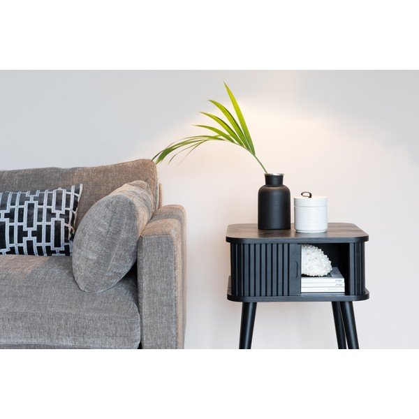Juodos spalvos naktinis staliukas iš uosio Barbier – Zuiver-image-4