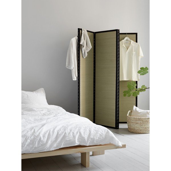 Pušies medienos dvigulė lova su čiužiniu Karup Design Japan Comfort Mat Black/Black, 140 x 200 cm-image-1