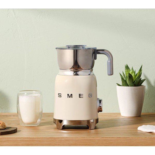Elektrinis pieno plaktuvas smėlio spalvos 50's Retro Style  – SMEG-image-1