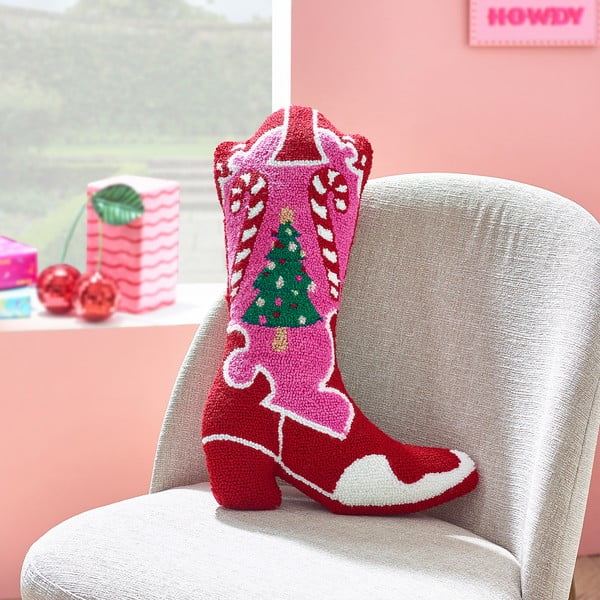 Iš boucle dekoratyvinė pagalvėlė su Kalėdų motyvu 48x35 cm Santa's Howdy Christmas Boot – Catherine Lansfield-image-1