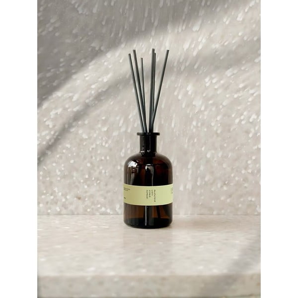 Difuzorius #80 Tomato Leaf, Cypress, Fern – Perfumed Prague