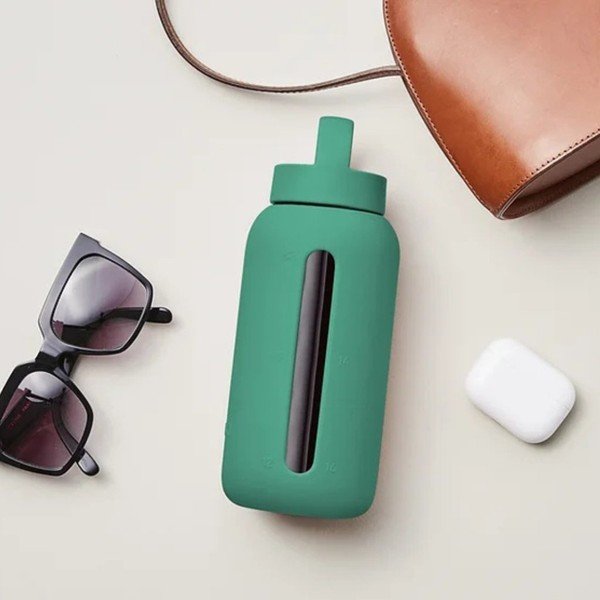 Žalios spalvos kelioninis buteliukas 720 ml Frosted Green – Muuki-image-1