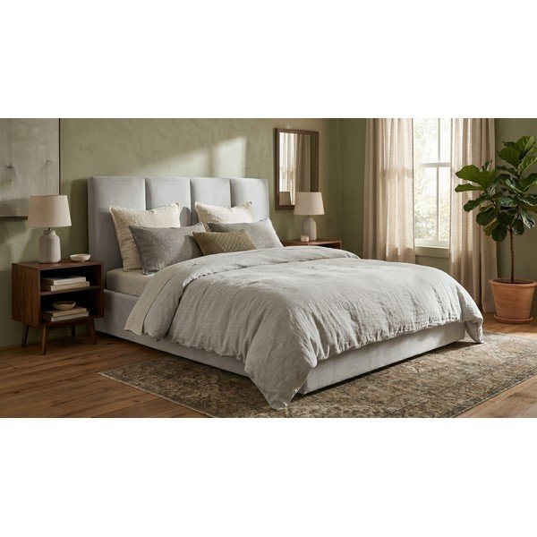 Šviesiai pilka aksominė dvigulė lova Mazzini Beds Juniper, 160 x 200 cm-image-1