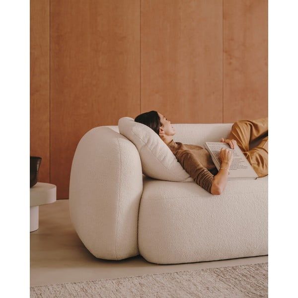 Kreminės spalvos sofos pagalvėlė Martina – Kave Home-image-4