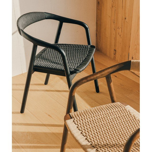 Juodos spalvos valgomojo kėdė su porankiais Derile – Kave Home-image-3