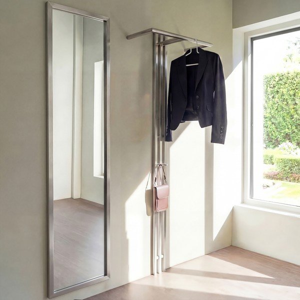 Sidabrinės spalvos iš plieno sieninė lentyna 65 cm Senza – Spinder Design-image-1
