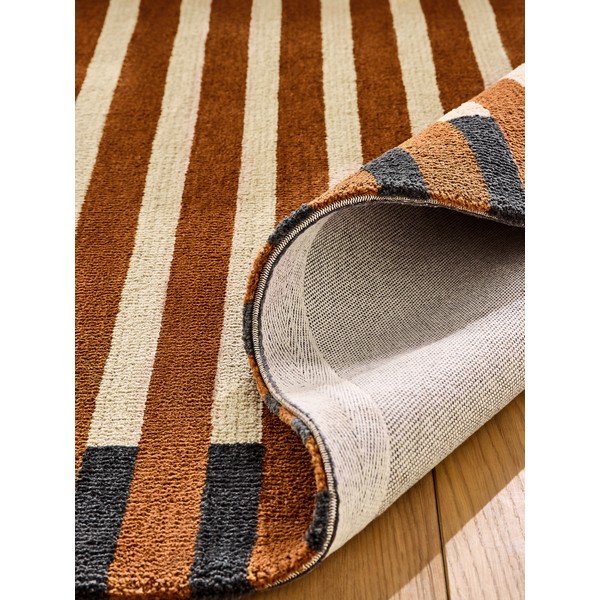 Oranžinės spalvos iš perdirbto pluošto kilimas 120x170 cm Lois – MADE-image-2