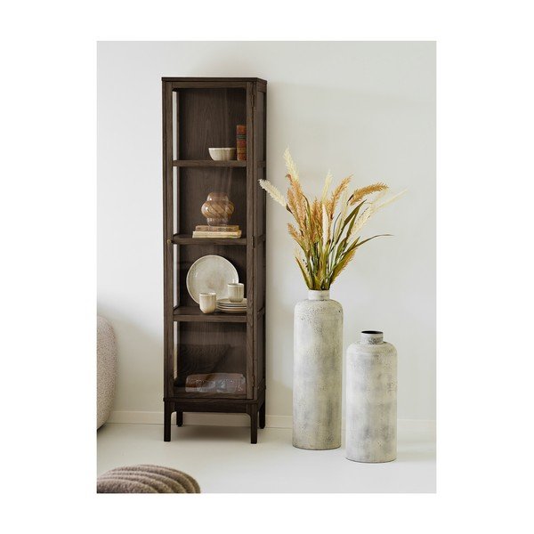 Tamsiai rudos spalvos vitrina iš ąžuolo 47x180x40 cm Zamora – House Nordic-image-1