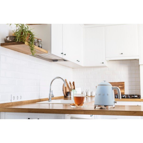 Virdulys iš nerūdijančio plieno šviesiai mėlynos spalvos 800 ml Retro Style – SMEG-image-1
