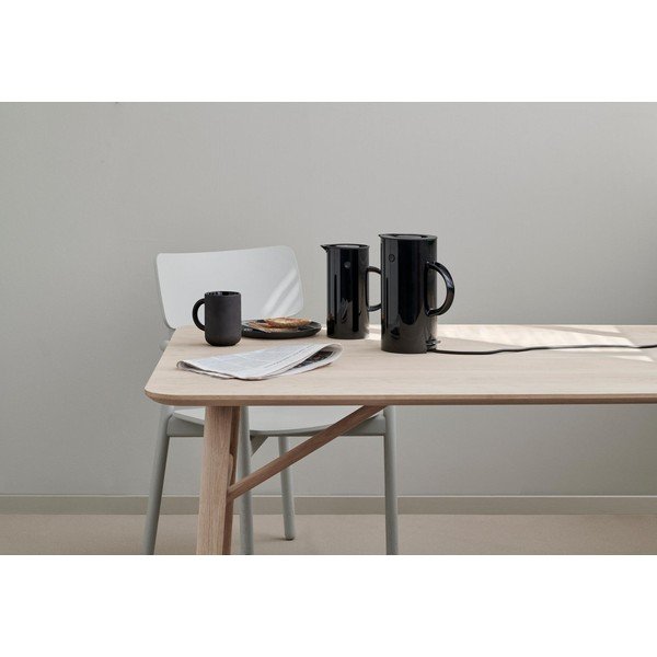 Juodos spalvos iš plastiko virdulys 1,5 l EM77 – Stelton-image-4