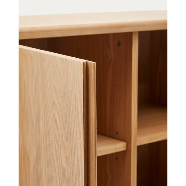 Natūralios spalvos spintelė iš uosio 100x134x40 cm Salaya – Kave Home-image-4