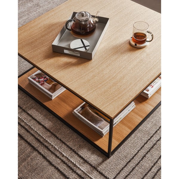 Žurnalinis staliukas su ąžuoliniu stalviršiu 80x80 cm Yona - Kave Home-image-1