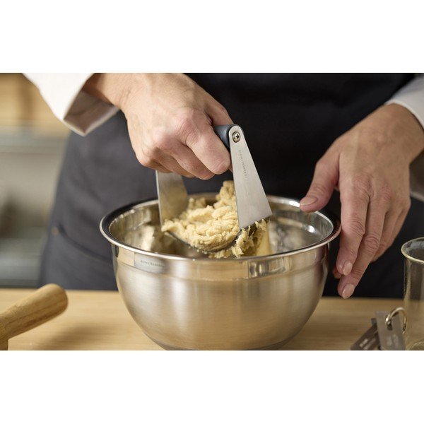 Iš metalo įrankis kepimui – Blomsterbergs-image-1