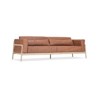Ruda buivolo odos sofa su ąžuolo masyvo konstrukcija Gazzda Fawn, 240 cm