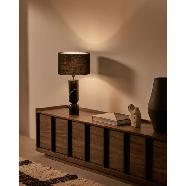 Juodos spalvos iš marmuro stalinis šviestuvas (aukštis 57 cm) su tekstiliniu gaubtu Vex – Kave Home-image-1