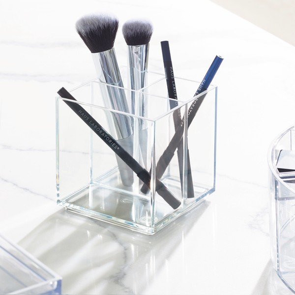 Iš perdirbto plastiko pagamintas vonios kambario kosmetikos organizatorius Cosmetic Cube - iDesign-image-1