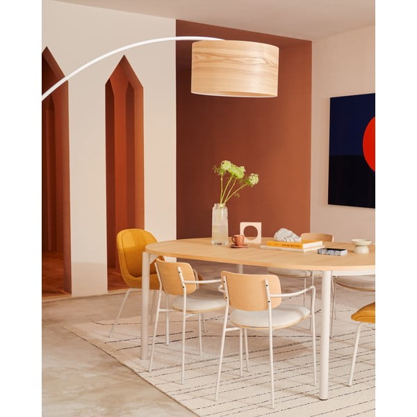 Smėlio spalvos iš audinio valgomojo kėdė su porankiais/galima dėti viena ant kitos Maureen – Kave Home-image-4