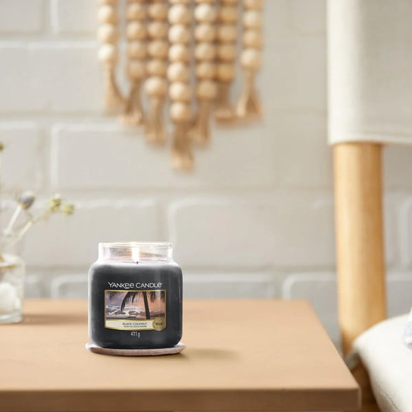 Aromatinė žvakė degimo laikas 65 h Black Coconut – Yankee Candle-image-1