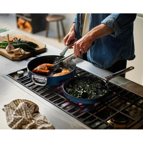 Keptuvės 2 vnt. su keramine danga Space – Joseph Joseph-image-1